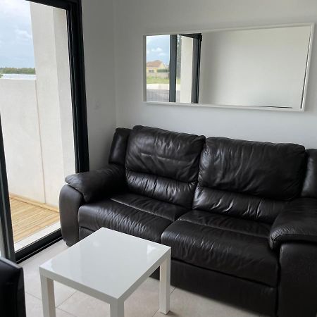 Appartement Camargue 5 couchages Saint-Laurent-dʼAigouze Exterior foto