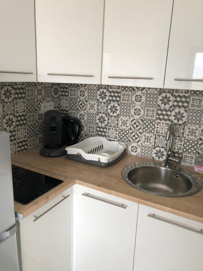 Appartement Camargue 5 couchages Saint-Laurent-dʼAigouze Exterior foto